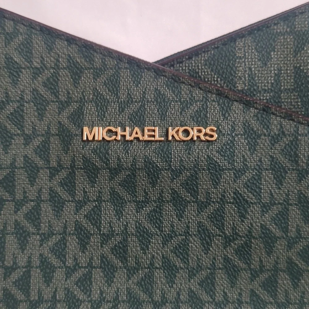 Michael Kors Women's Jet Set Large Signature Logo Shoulder Bag, Color Moss - Picture 6 of 16